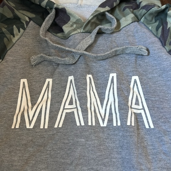 Camo “MAMA” Hoodie - Picture 4 of 7